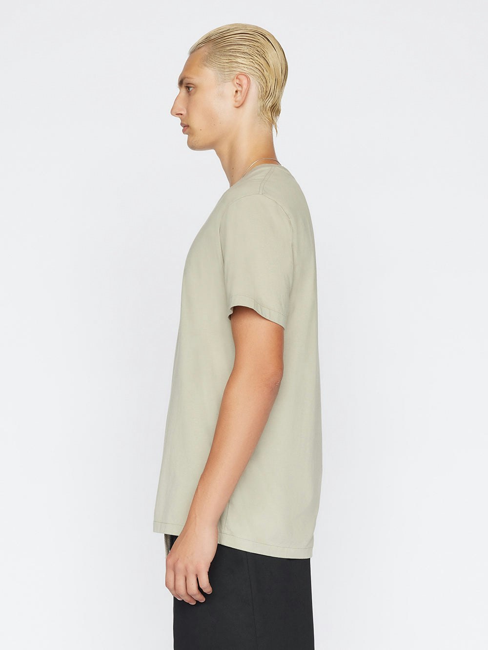 shirt side view alt:fit2
